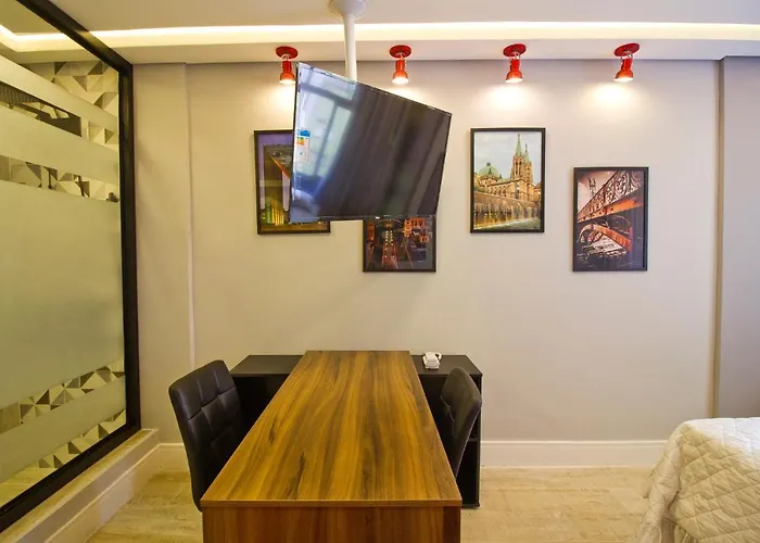 Studio C/ Vaga De Garagem
